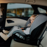 lionelo Lavender i-Size Black Carbon — Kindersitz