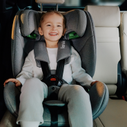 lionelo Lavender i-Size Black Carbon — Kindersitz