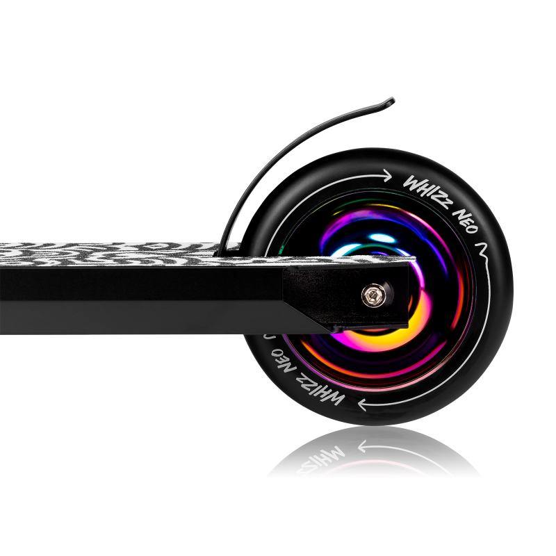 Lionelo Whizz Neo Black Carbon Multicolor — Roller