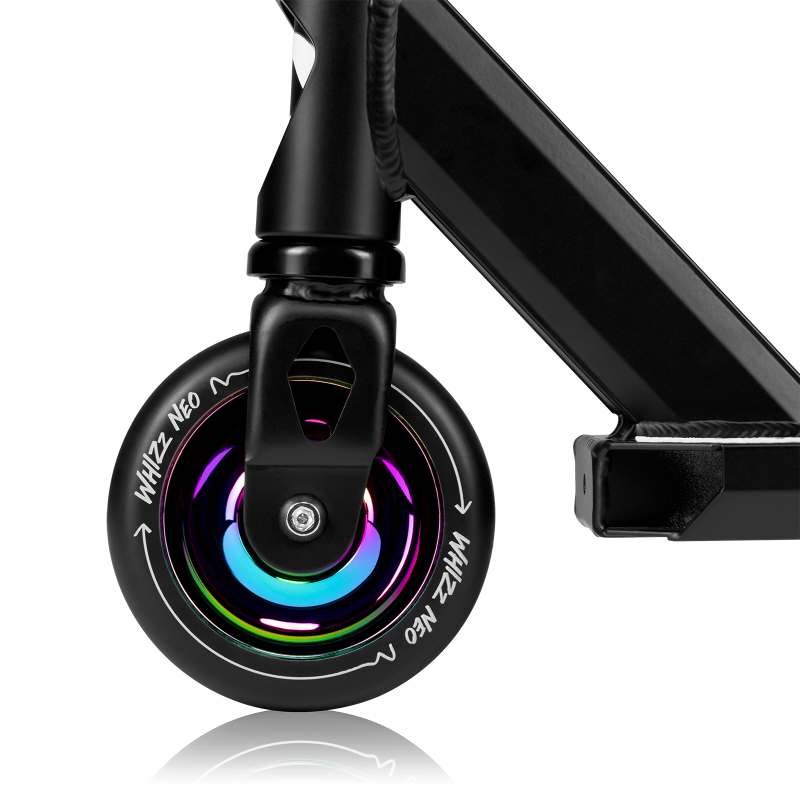 Lionelo Whizz Neo Black Carbon Multicolor — Roller
